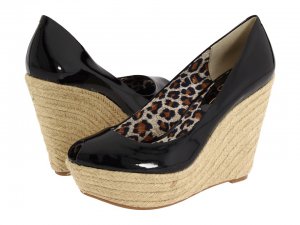 JESSICA SIMPSON BLACK OR LIGHT GOLD PATENT LEATHER SHOES 50% OFF MSRP $75.00 FREE SHIPPING!!