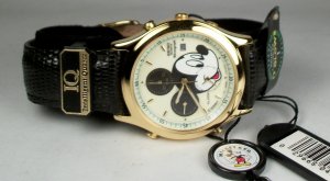 Disney Mens Chronograph Seiko Mickey Mouse Watch! Brand-new!