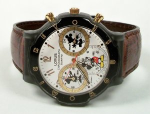 Disney Mens Mickey Mouse Chronograph Watch! New