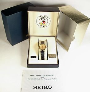 New Disney Ladies Seiko Mickey Mouse Watch! HTF! With Date on Dial! HTF! Gift!