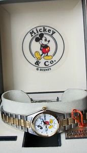 Disney Mint Extremely Rare Ladies Seiko Mickey Mouse Watch!  With Date! HTF!