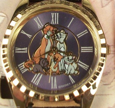 Disney Limited Edition Aristocats Watch! Mint! HTF! Free Gift and Watch!