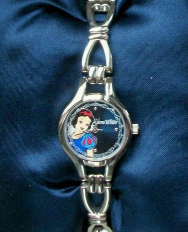 Brand-New Disney Limited Edition Snow White Watch! Bracelet Band! HTF! Pretty!