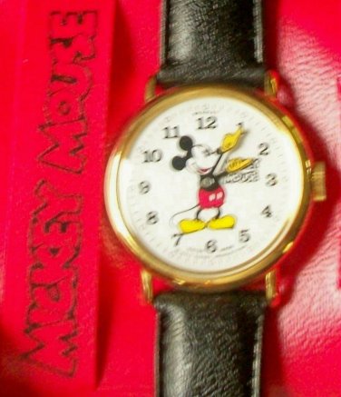BRAND-NEW Disney Bradley Wind-Up Mickey Mouse Watch! Retired! HTF!