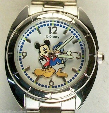 Disney Donald  Duck Mickey Mouse Watch! New Hard To  Find