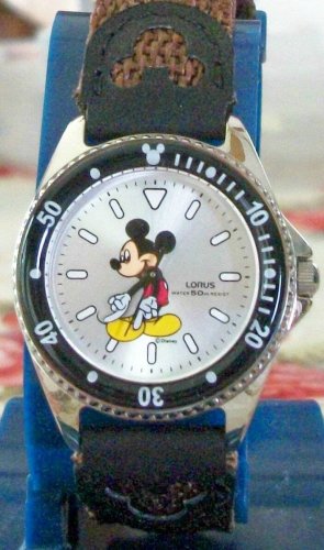 Brand-New Disney Ladies Mickey Mouse Watch! Divers Like Dial! HTF!