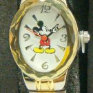 Brand-New Disney ladies Mickey Mouse Watch! Unique Oval Bezel! Stunning Band!