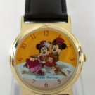 Disney Stunning Gold Cast Members Christmas Mickey Mouse Watch New Hard To Find!