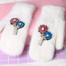 2017 Winter Gloves Luxury Crystal Flower Rabbit fur gloves For Woman winter Soft Warm gloves girls M