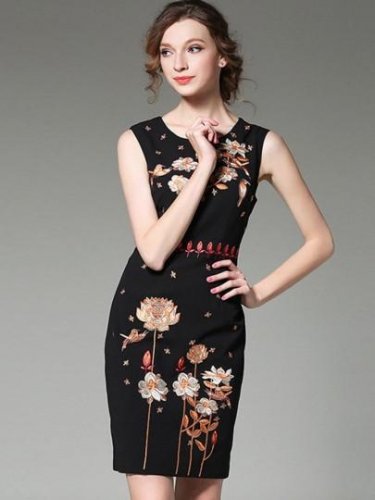 Back Split Embroidery Women\'s Sheath Dress