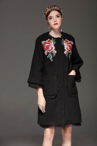 High Quality Women Winter Coat  Warm Pocket Woolen Floral Embroidery Long Coat Vintage Black Outerwe