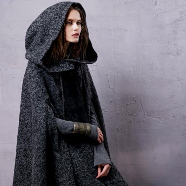 Women\'s Winter New Vintage Warm Woolen Hoodie Cloak Coat Embroidered Drop-Shoulder Sleeve Wool Cape