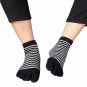 2017 High Quality Breathable Men\'s Five Toe Cotton Yoga Socks Pure Sports Trainer Running Finger So