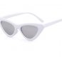 Black Small Triangle Cat Eye Frame Sunglasses Women UV400 Retro White Vintage Female Sun glasses Red