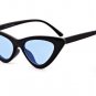Black Small Triangle Cat Eye Frame Sunglasses Women UV400 Retro White Vintage Female Sun glasses Red