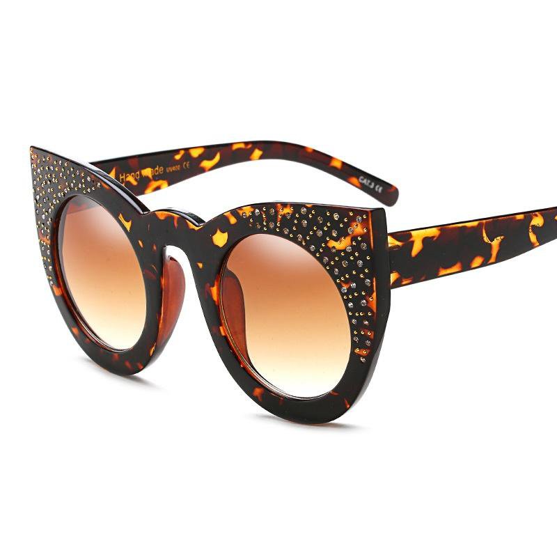 Rhinestone Rivet Sun Glasses Brand Designer Luxury Women Ladies Personality Elegant Sunglasses Oculo