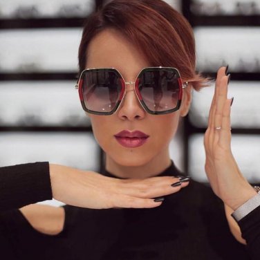 Square Luxury Sun Glasses Brand Designer Ladies Oversized Crystal Sunglasses Women Big Frame Mirror 