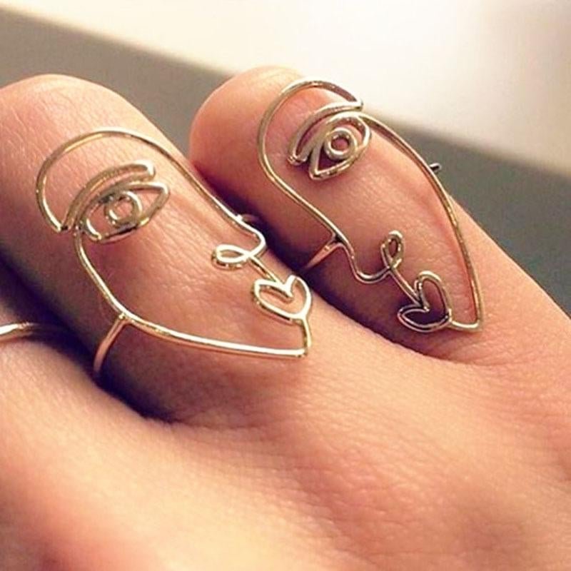 2pcs/set 2017 New Ethnic Metal Hollow Human Face Rings for Women Fashion Alloy Knuckle Rings for Fin