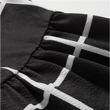 Black and White Plaid Ruffles Blouse Round Neck Three Quarter Length Sleeve Top 2018 Spring Women OL