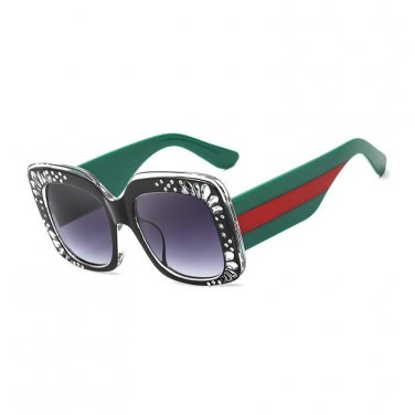 2018 New Luxury Crystal Frame Square Sunglasses Women Fashion Brand Designer Lady Sun Glasses For Fe