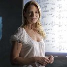Fringe  - 24" x 32" - Agent Olivia Dunham -  Poster -10