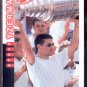 1997-98 Score #86 - Steve Yzerman - Detroit Red Wings