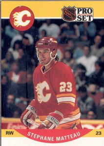 1990-91 Pro Set # 593 - Stephane Matteau RC - Calgary Flames