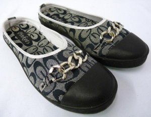 LADIES WOMENS BLACK AND SILVER MULE SLIP ON FLAT OFFICE SHOE SIZE 5 / 38 *NEW*