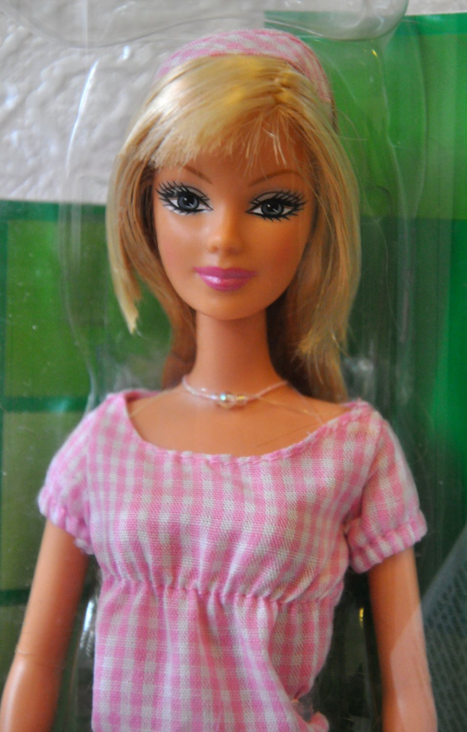Rare Barbie Fashion Fever United Colors of Benetton Doll