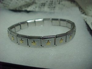 Silver/Gold Toned Stars Expandable Metal Bracelet  A462 tnk-ent