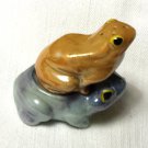 Frog Go-with Salt & Pepper Shakers Peach & Blue Luster Japan MIJ Free Ship in U.S.
