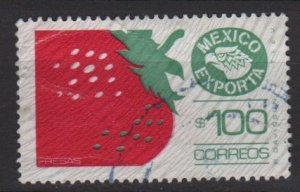 Mexico 1975/87 - Scott 1134  used  - 100p,  Export emblem & strawberry (8-327)
