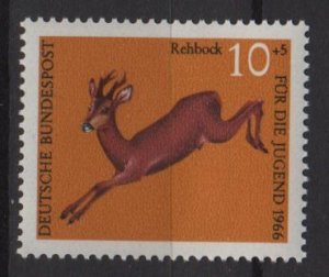 Germany semi postal 1966 - Scott B412 MNH - 10 + 5 pf, Animals, Roe Deer (9-394)