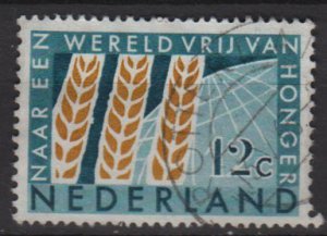 Netherlands 1963 - Scott 413 used &acirc;�� 12c,  FAO, wheat emblem (9-719)