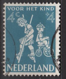 Netherlands, semi-postal, 1958 - Scott B326  used -  4c + 4c, Children's games (10-58)