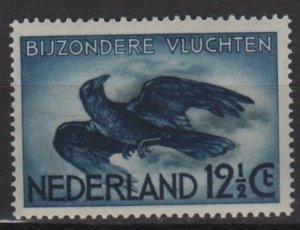 Netherlands, Airmail, 1938/53 - Scott C11  MH - 12.1/2c,  Crow in flight (10-71)