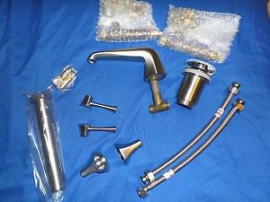 MIRABELLE Bridgehurst 2 Handle Widespread Sink Faucet MIRBH2HWSLFST Satin Nickel