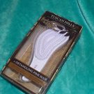 B.A.G. Tuscan Hills Detangling Fine Hair BRUSH Fine to Normal Hair White