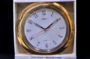 Medium Round Clock