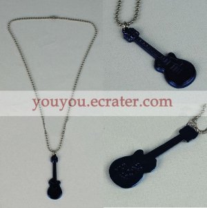 Yui Guitar (Necklace) from K ON