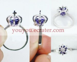 Crown Ring from Nana