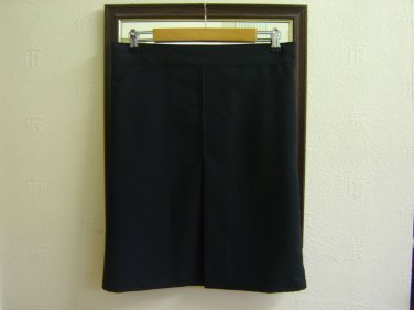 BLACK ,FRONT BOX PLEAT, 60'S STYLE SKIRT, W 34" H 38" L 22.5" APPROX SIZE 14