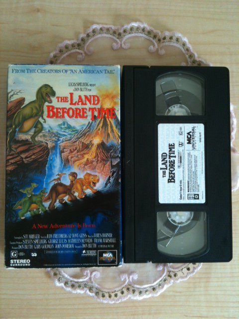 THE LAND BEFORE TIME 1989 VHS