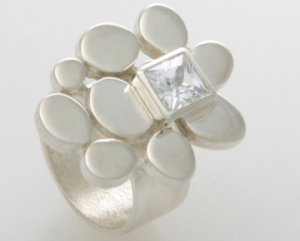 Mexican Sterling Silver 925 Silver  Ring "Camino de piedra" Collection with Zircon