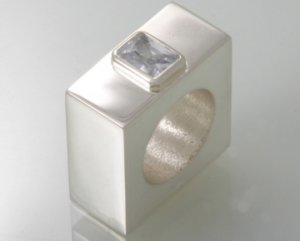 Mexican Sterling Silver 925 Silver Hollow Ring with Zircon