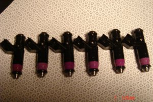 2000-04 DODGE INTREPID 3.5 V6 FUEL INJECTORS offer