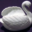 Set of 4 Each 4" Global Arts BONBON SWANS