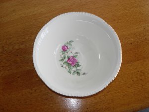 Homer Laughlin Lattice Rose 8 3/4" Vegetable Serving Bowl Liberty Shape
