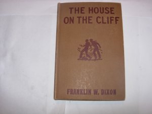Vintage Hardy Boys Book The House On the Cliff