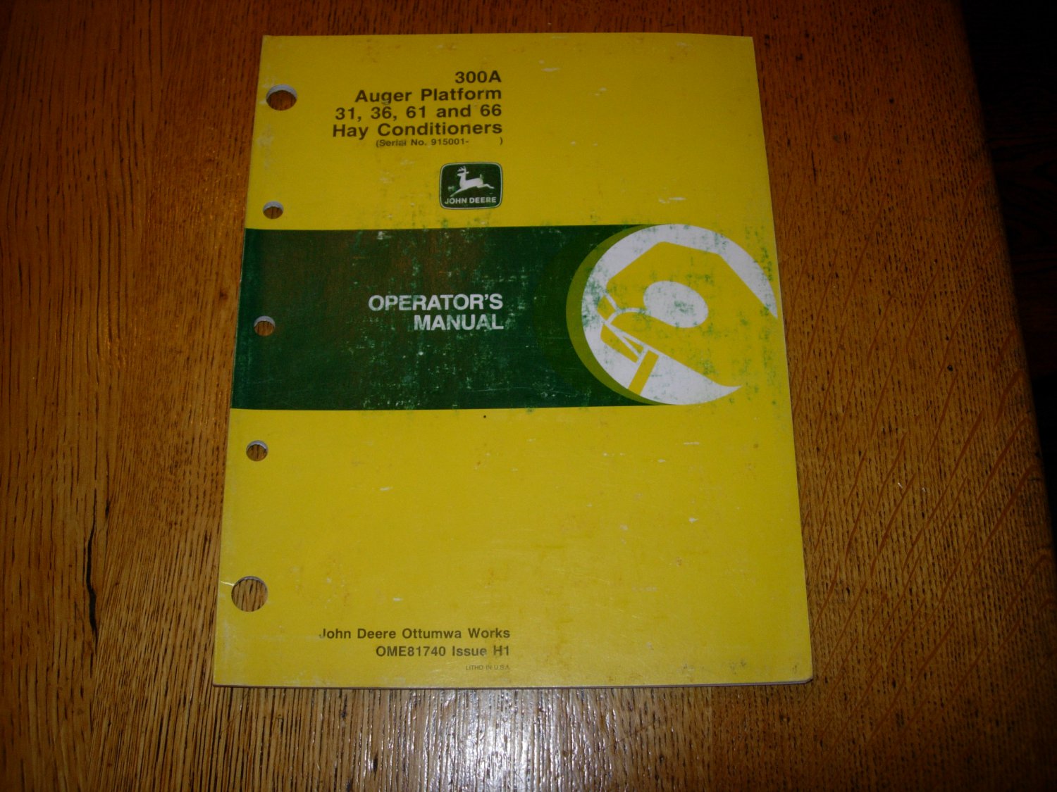 John Deere 300A Auger Platform 31,36,61 and 66 Hay Conditioners Operators Manual